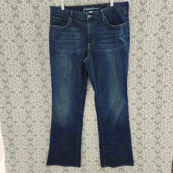 Eddie Bauer slightly curvy boot cut women's jeans 16 - Picture 1 of 8